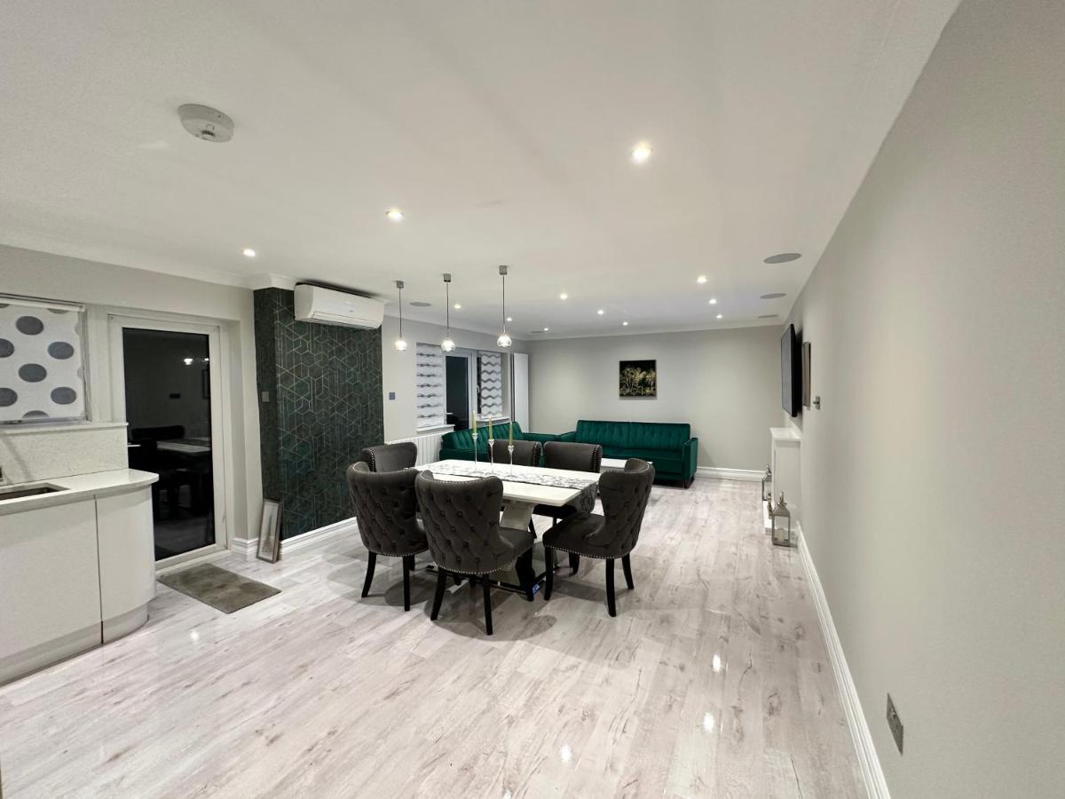 그린포드 Luxury House 아파트 외부 사진