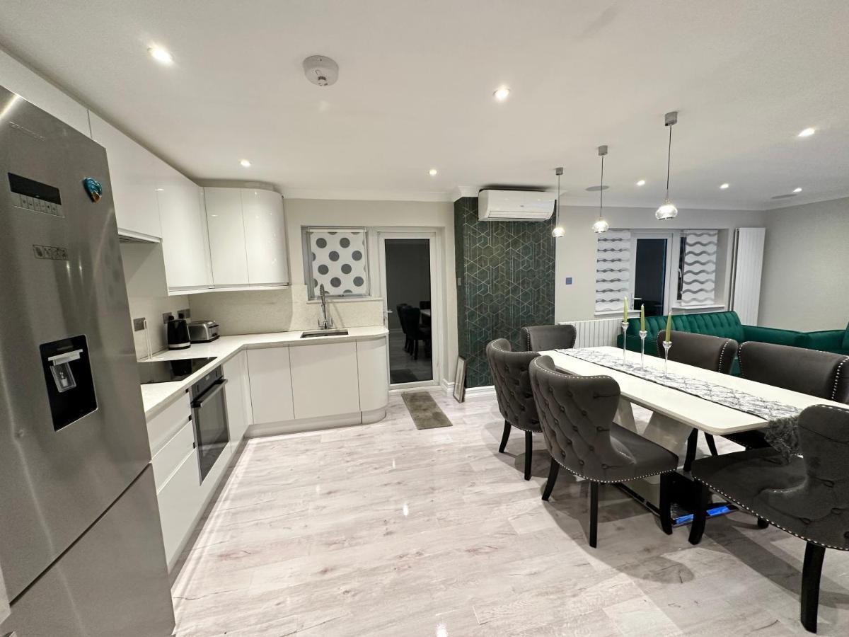 그린포드 Luxury House 아파트 외부 사진